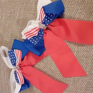 2 Patriotic bows